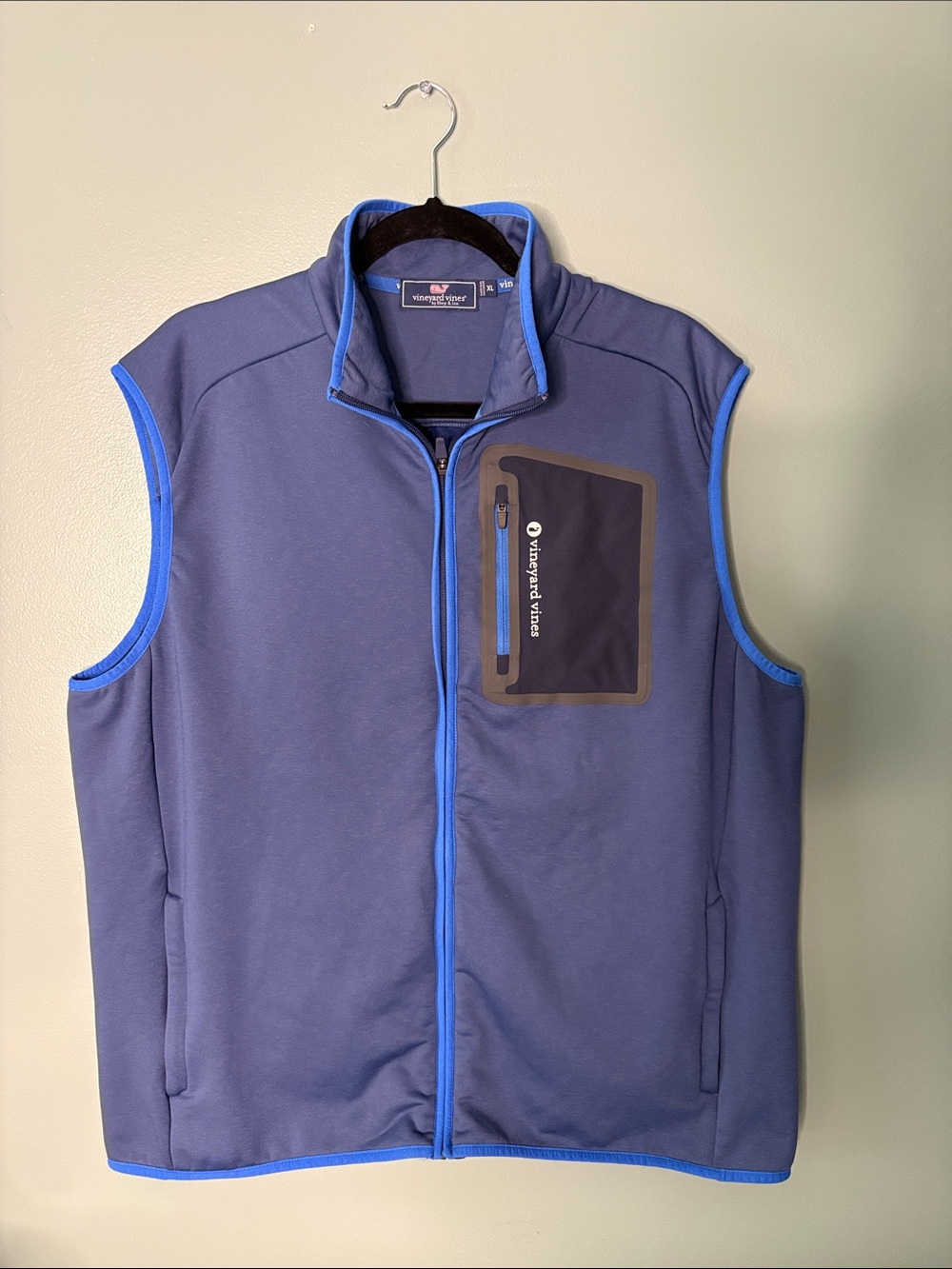 Vineyard Vines Men’s Slate Blue Fleece Vest with Bright Blue Trim